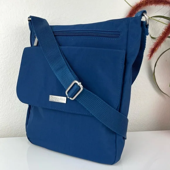 Baggallini Navy Nylon Practical Adjustable Crossbody Town Bagg - Picture 3 of 14